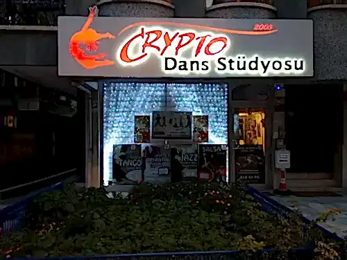 Crypto Dans Stüdyosu