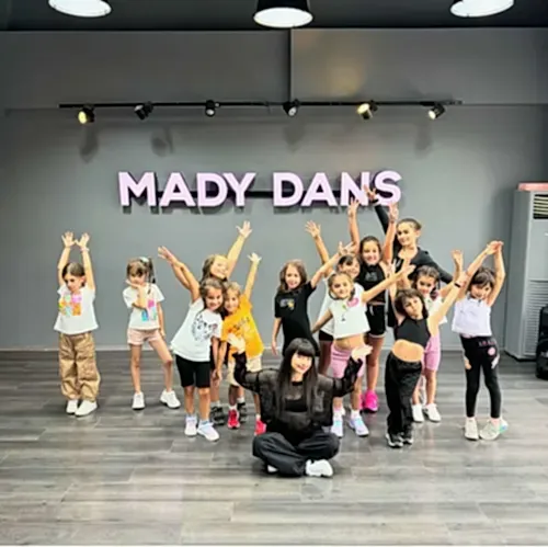 Mady Dans ve Bale
